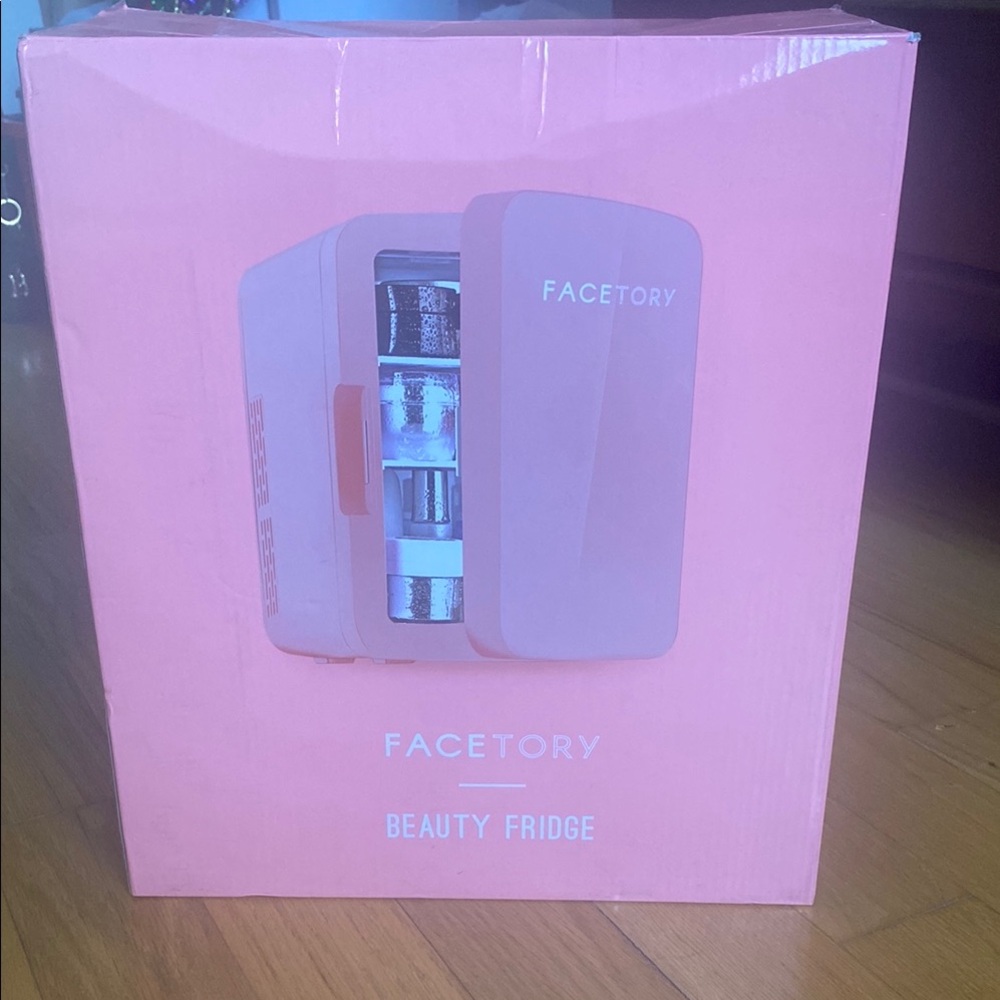 FaceTory Pink Beauty Fridge